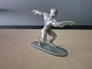 Silver Surfer MARVEL 90s YOLANDA: Figura Vintage