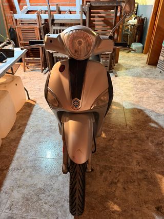 Piaggio Liberty 125cc Plata