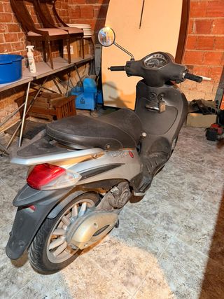 Piaggio Liberty 125cc Plata