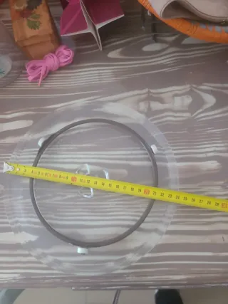 Plato y soporte microondas 24cm