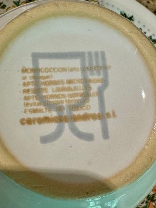 Juego de tazas de café, azucarero y lechera