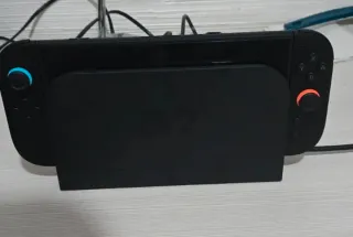 Nintendo Switch + 2 Giochi