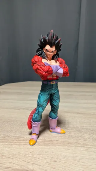 Dragon Ball Figura Vegeta SSJ4 PVC 28cm JT Studio