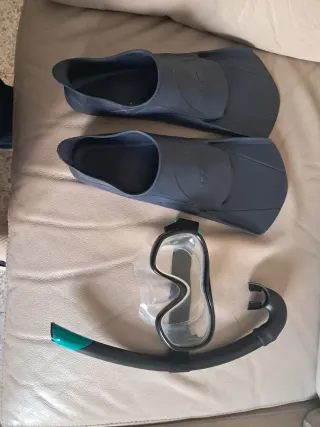 Kit de snorkel y aletas