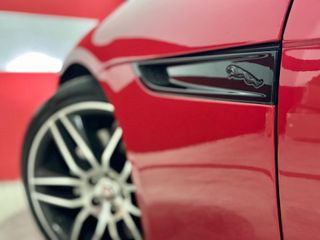 Jaguar F-Type 2021