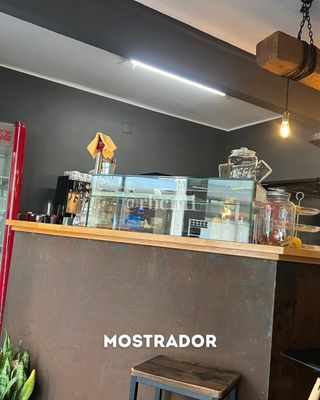 Traspaso Cafeteria Bar C2 con terraza en Sants