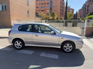 Nissan Almera 2001