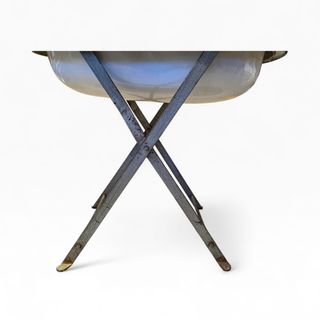 Bidé Antigo Esmaltado com Suporte Dobrável