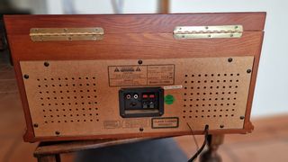 Equipo HI FI Lauson con Cassette, CD, USB y radio.