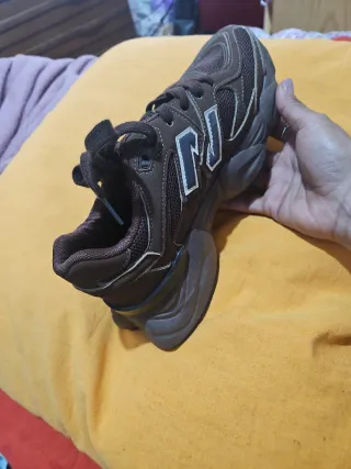 Tenis New Balance Marrones Seminuevos