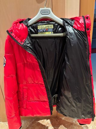 Cazadora Invierno Superdry Roja