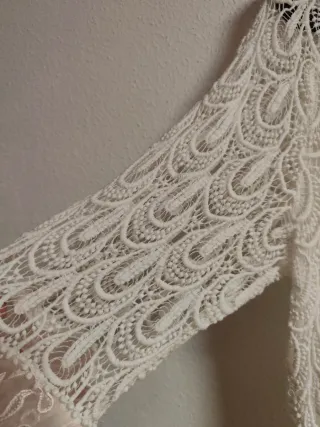 Vestido de chica talla M/L de Zara.
