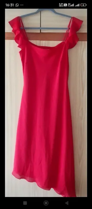 Vestido Midi Rojo doble tirante - Vero Moda- M