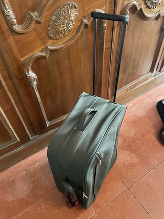 Maleta Samsonite con candado cierre de combinacion