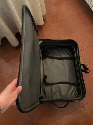Maleta Samsonite con candado cierre de combinacion