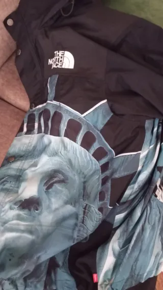 Giacca Supreme The North Face Nera