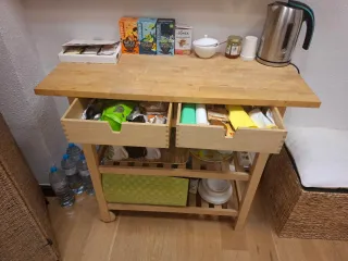 Camarera GRANDE de madera robusta excelente estado