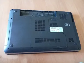 HP Pavilion dv6 3045es  Ordenador portátil