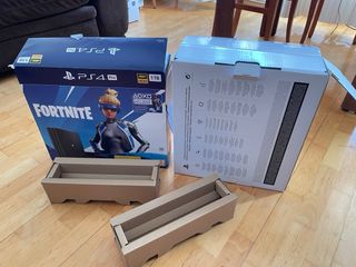 Caja PS4 Pro Fortnite 1TB 4K HDR