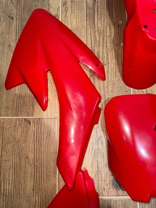 Plasticos carenados rojo pit bike CRF70