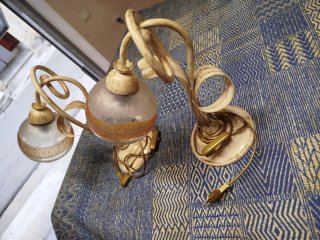 Lampadario in metallo e vetro più abat-shouur