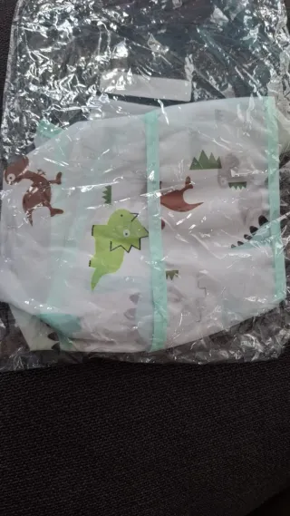 Baberos manga larga, hay 5 diferentes