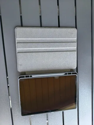 Samsung Tab S9 FE Gris/Azul Marino