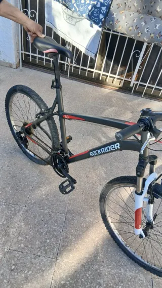 2 BICILETAS ROCKRIDER x 170 euros, 85 la unidad.