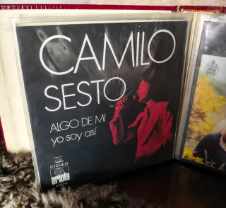 Lote vinilos 7” (90+) Raphael, Sinatra, karina