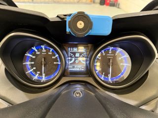 Yamaha T-Max 560 Maxi Scooter Negra