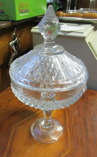 Centrotavola in vetro decorato anni '60 con coperc
