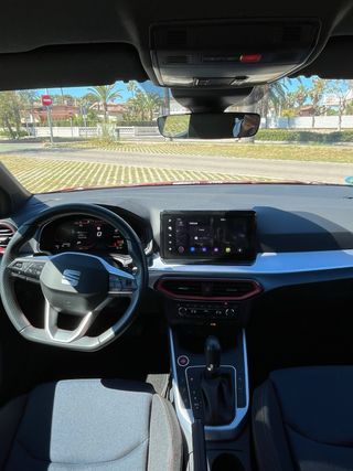 SEAT Arona 2024
