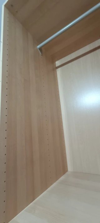 Módulo armario Ikea en madera