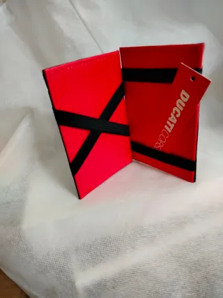 Porta carte Ducati nero e rosso