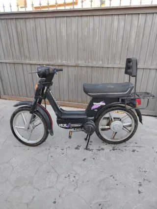 Vespino NLX Negra