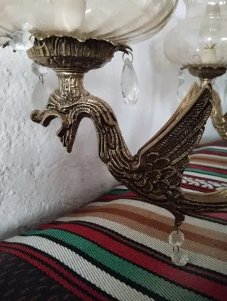 Lámpara de techo antigua dorada