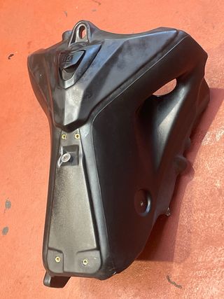 Depósito Gasolina Husqvarna 610 SM 2009