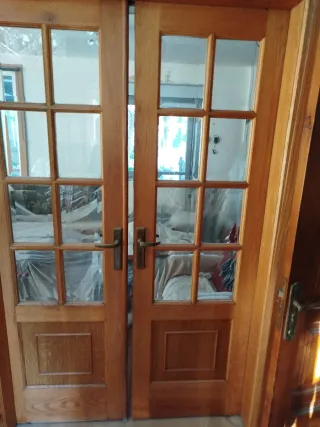 Puertas de madera con cristal