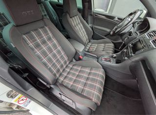 Volkswagen Golf GTI 2010 2.0 TSI