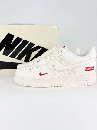 Nike Air Force 1 Supreme Rojo Blanco