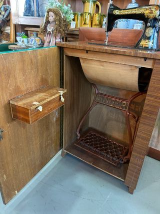 Máquina de coser SINGER Antigua Mod. 15 "Esfinge"