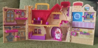 Casita de cuentos Pin y Pon