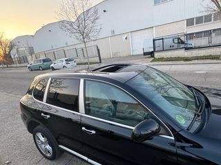 Porsche Cayenne 2004