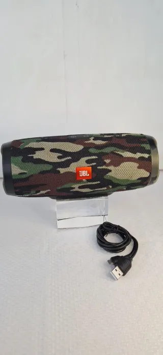 Altavoz Bluetooth JBL Camuflaje