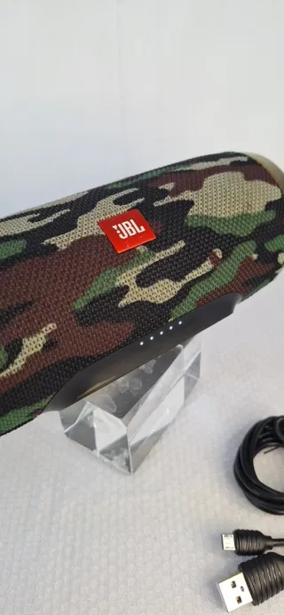 Altavoz Bluetooth JBL Camuflaje