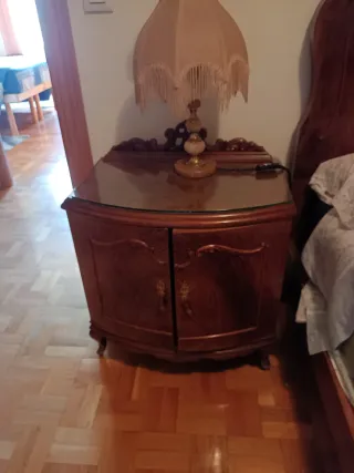 Dormitorio Clásico Madera Oscura