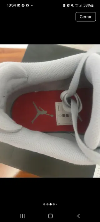 Jordan grises talla 44