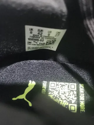Botas de tacos de fútbol Puma Nuevas