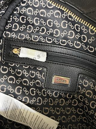 Zaino Guess trapuntato nero