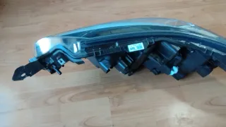 Faro Delantero Derecho Toyota CHR 2020